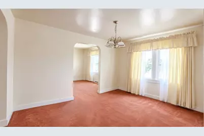 913 Hancock Avenue, Vandergrift, PA 15690 - Photo 6