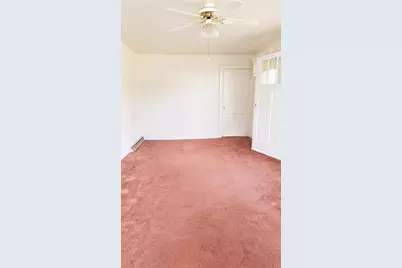913 Hancock Avenue, Vandergrift, PA 15690 - Photo 4