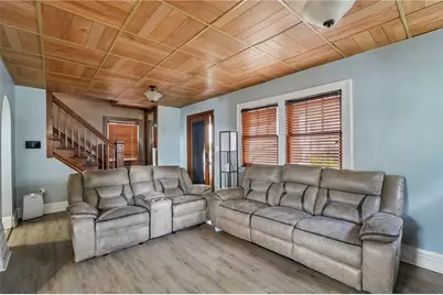 926 Hazel St, New Castle, PA 16101 - Photo 8