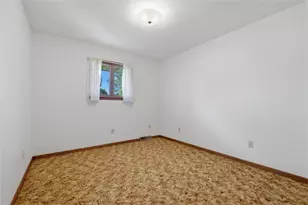 180 Koehler Dr, Sharpsville, PA 16150 - Photo 10