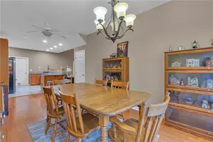 106 Clearwater Dr, Franklin Township, PA 16117 - Photo 14