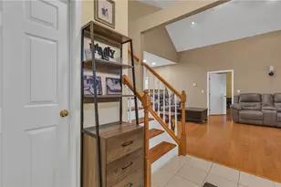 106 Clearwater Dr, Franklin Township, PA 16117 - Photo 6