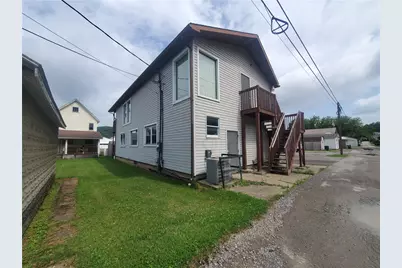 1410 5th Ave, Ford City Boro, PA 16226 - Photo 2