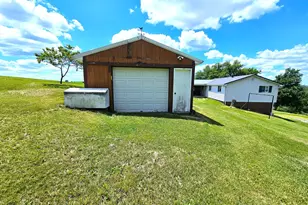 640 Taylorstown Ridge Rd, Blaine Township, PA 15312 - Photo 16