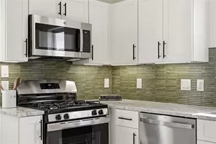 1709 Buena Vista St, Pittsburgh, PA 15212 - Photo 14