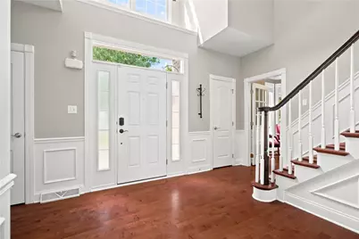 127 Breezewood Drive, Peters Township, PA 15367 - Photo 4