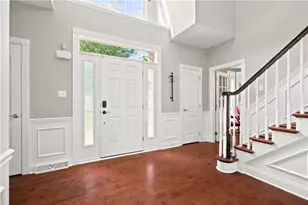 127 Breezewood Dr, Peters Township, PA 15367 - Photo 4