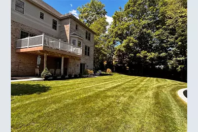 127 Breezewood Drive, Peters Township, PA 15367 - Photo 18
