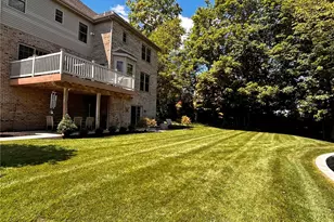 127 Breezewood Dr, Peters Township, PA 15367 - Photo 18