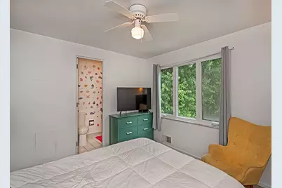 724 Scrubgrass Road, Pittsburgh, PA 15243 - Photo 16