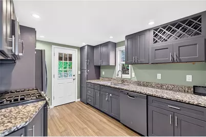 297 Patterson Ave, Bridgeville, PA 15017 - Photo 20