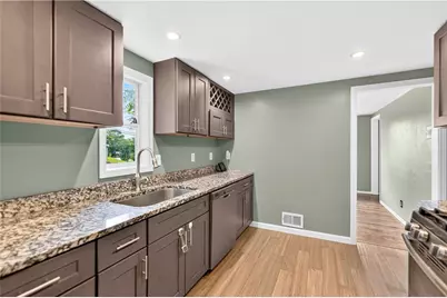 297 Patterson Ave, Bridgeville, PA 15017 - Photo 22