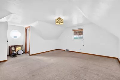 297 Patterson Ave, Bridgeville, PA 15017 - Photo 30