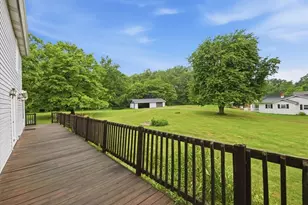 106 Savannah Gardner Rd, Shenango Township, PA 16101 - Photo 4