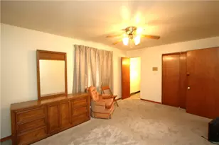 142 3rd Ave, New Eagle, PA 15067 - Photo 18
