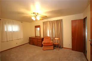 142 3rd Ave, New Eagle, PA 15067 - Photo 12