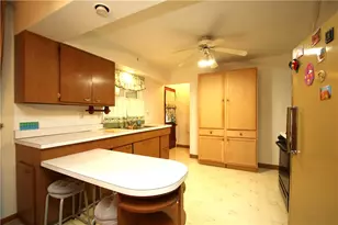 142 3rd Ave, New Eagle, PA 15067 - Photo 6