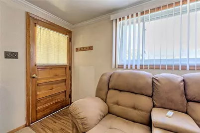 1475 Gilmar Rd, Washington Township, PA 15613 - Photo 4
