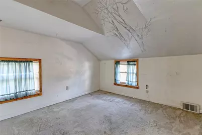 1475 Gilmar Rd, Washington Township, PA 15613 - Photo 12