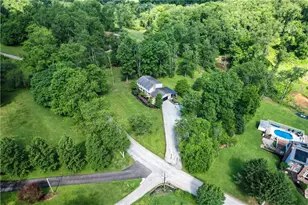 2780 Farm Spur Rd, North Huntingdon, PA 15642 - Photo 32