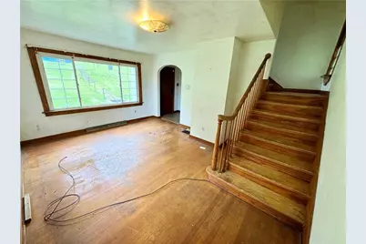 421 McGeary Ave, Monessen, PA 15062 - Photo 10