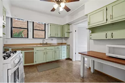 2329 Spokane Ave, Pittsburgh, PA 15210 - Photo 10