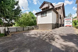 2329 Spokane Ave, Pittsburgh, PA 15210 - Photo 24