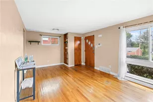 1654 Hollyrood Rd, Pittsburgh, PA 15227 - Photo 6