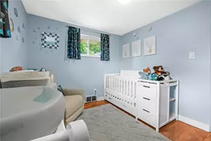 1654 Hollyrood Rd, Pittsburgh, PA 15227 - Photo 10