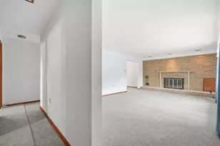 4082 Lott Ct, Murrysville, PA 15668 - Photo 6