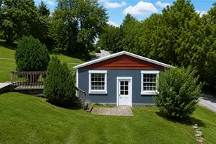 225 Scott Hollow Rd, Burgettstown Boro, PA 15021 - Photo 4