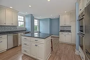 5023 Frew St, Pittsburgh, PA 15213 - Photo 8