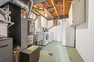 8244 Coach Ct, Pittsburgh, PA 15101 - Photo 32