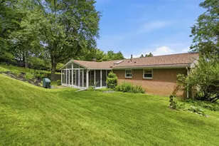 8244 Coach Ct, Pittsburgh, PA 15101 - Photo 36