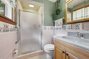 8244 Coach Ct, Pittsburgh, PA 15101 - Photo 18