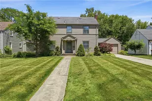 121 E Clen Moore Blvd, New Castle, PA 16105 - Photo 2
