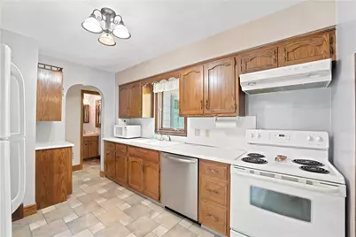 121 E Clen Moore Blvd, New Castle, PA 16105 - Photo 10