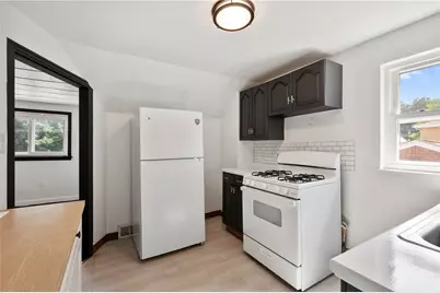 349 Maytide Street, Pittsburgh, PA 15227 - Photo 10