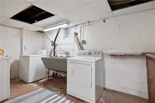 349 Maytide St, Pittsburgh, PA 15227 - Photo 22