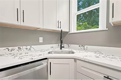 905 Rebecca, Port Vue, PA 15133 - Photo 4