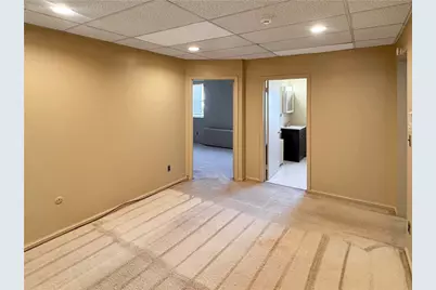 437 S Aiken Ave, Friendship Park, PA 15232 - Photo 18
