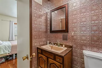 437 S Aiken Ave, Friendship Park, PA 15232 - Photo 8