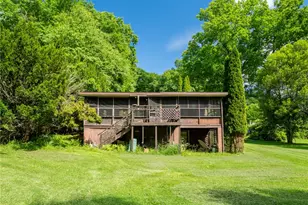 180 Ahrensville Rd, Moon-Crescent Township, PA 16301 - Photo 8