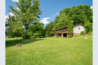 180 Ahrensville Rd, Moon-Crescent Township, PA 16301 - Photo 10