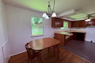324 Dorothy Dr, Pittsburgh, PA 15235 - Photo 4