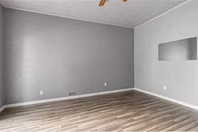 1111 Soles St, McKeesport, PA 15132 - Photo 2