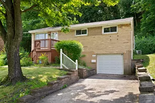 115 Elias Dr, Pittsburgh, PA 15235 - Photo 2