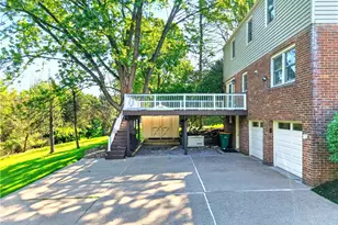 2545 Matterhorn Dr, Pittsburgh, PA 15090 - Photo 36
