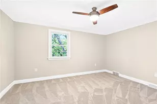 2545 Matterhorn Dr, Pittsburgh, PA 15090 - Photo 22