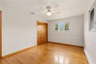 198 Longvue Dr, Ross Twp, PA 15237 - Photo 20